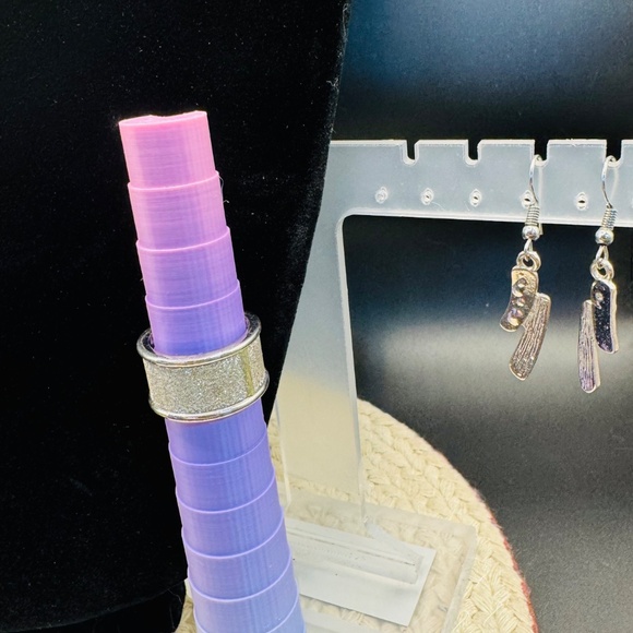 3 Piece Silver Necklace, Earrings, And Ring Set - Picture 6 of 8